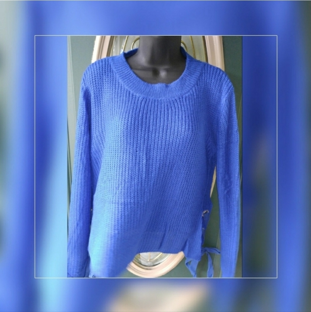 Chic Blue Knit Sweater